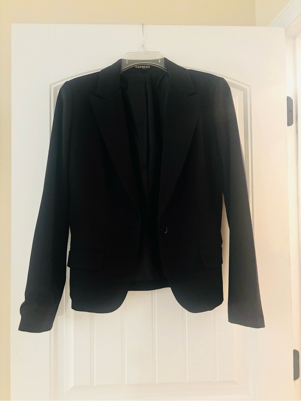 Express Black Tailored Single-Button Blazer